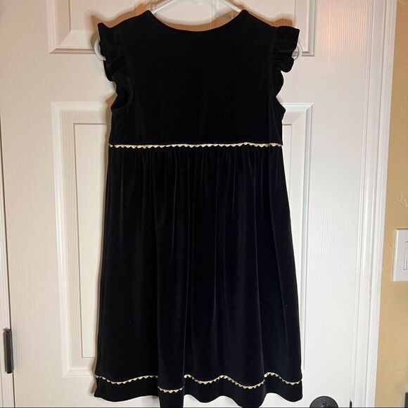 Hanna Andersson Black and Gold Ruffle Dress. ‎ Gold trim has sparkle. Size 150. - Picture 5 of 6